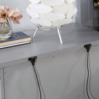 Table de chevet transitionnelle en bois gris à 3 tiroirs