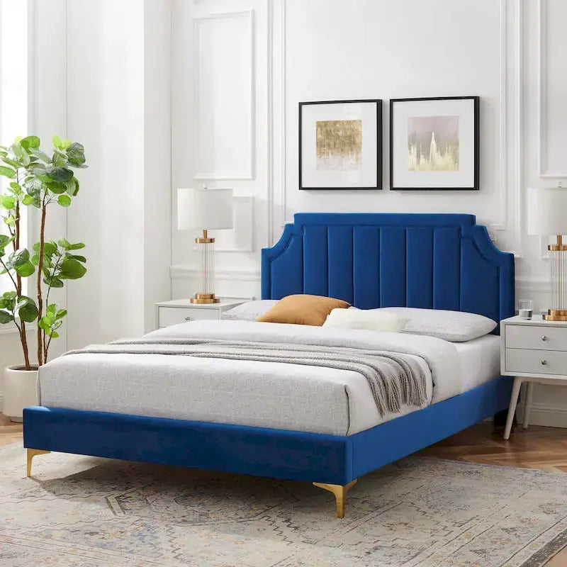 Lit plate-forme Queen en velours performant