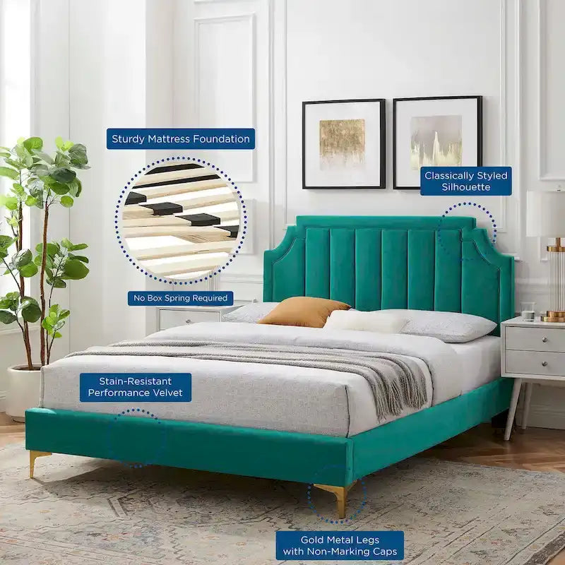 Lit plate-forme Queen en velours performant